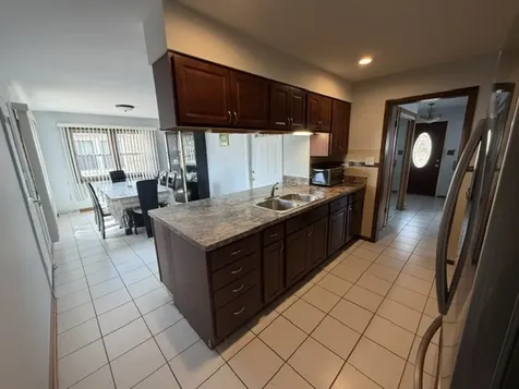 5737 West Warren Street Morton Grove IL 60053