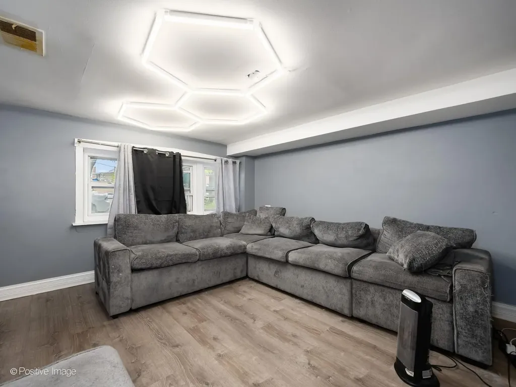 2412 North Lockwood Avenue Chicago IL 60639