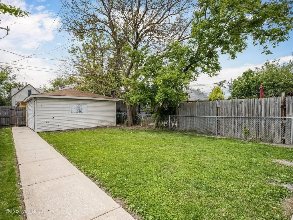 2412 North Lockwood Avenue Chicago IL 60639