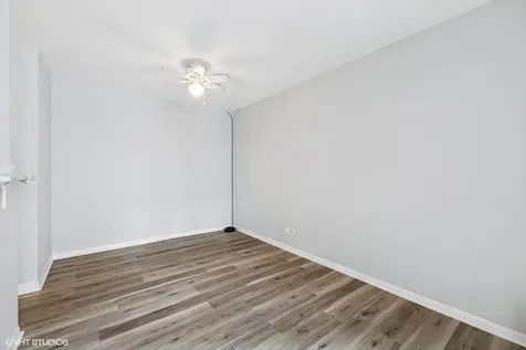 6171 North Sheridan Road Chicago IL 60660