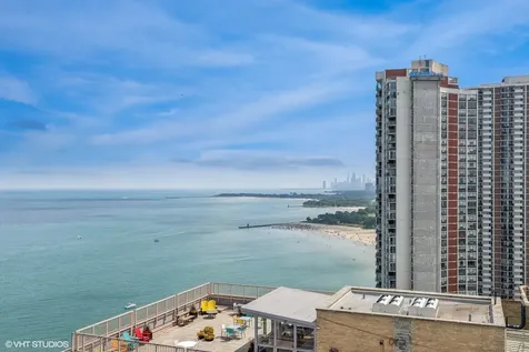 6171 North Sheridan Road Chicago IL 60660