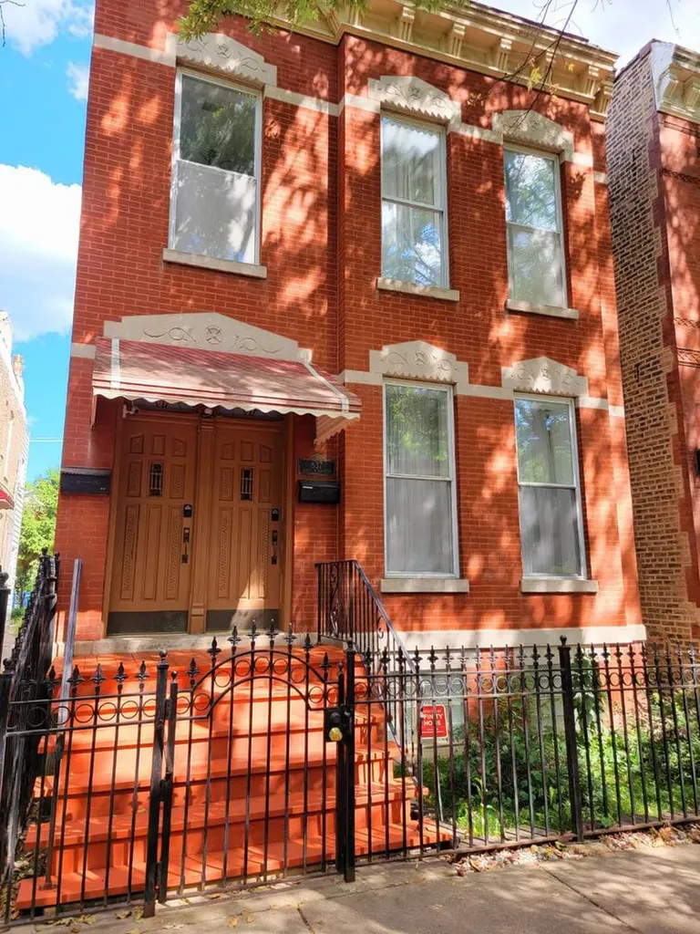 837 North Winchester Avenue Chicago IL 60622