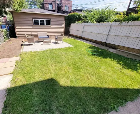 837 North Winchester Avenue Chicago IL 60622