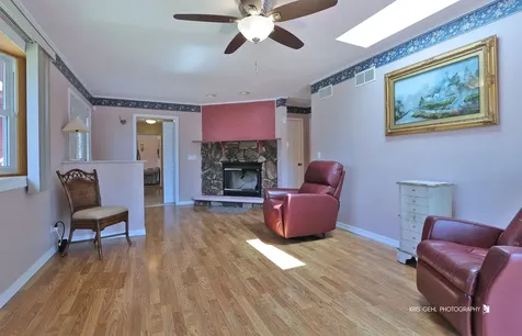 2019 Gilboa Avenue Zion IL 60099