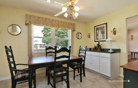 2019 Gilboa Avenue Zion IL 60099
