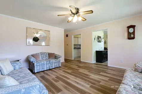2019 Gilboa Avenue Zion IL 60099