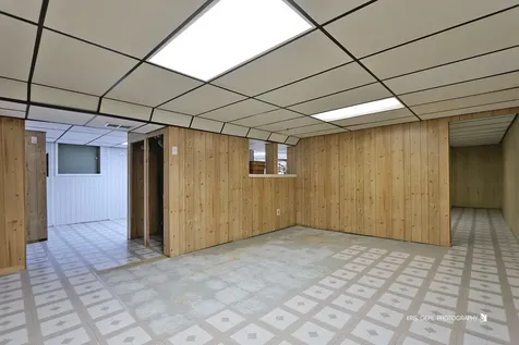 2019 Gilboa Avenue Zion IL 60099