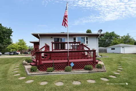 2019 Gilboa Avenue Zion IL 60099