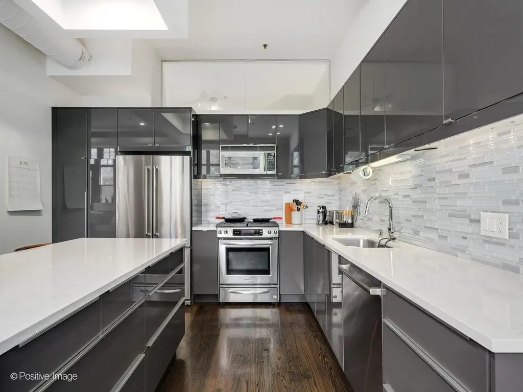 1201 West Wrightwood Avenue Chicago IL 60614