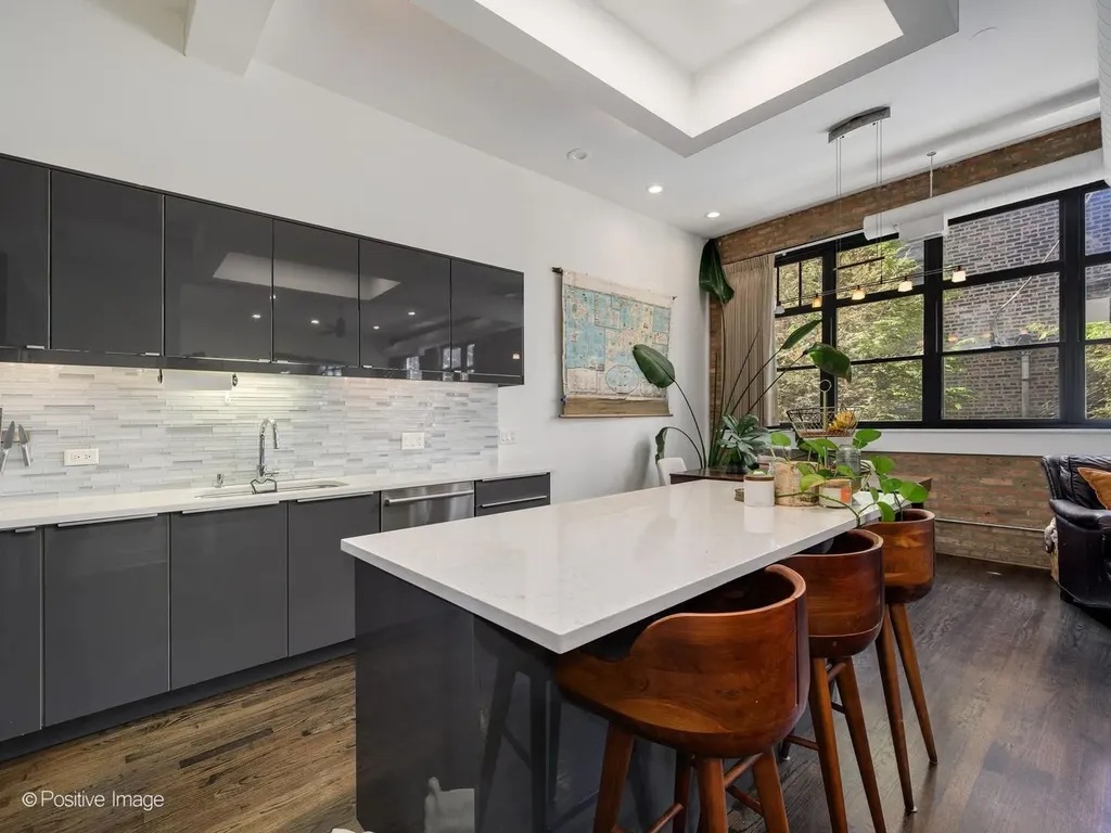 1201 West Wrightwood Avenue Chicago IL 60614