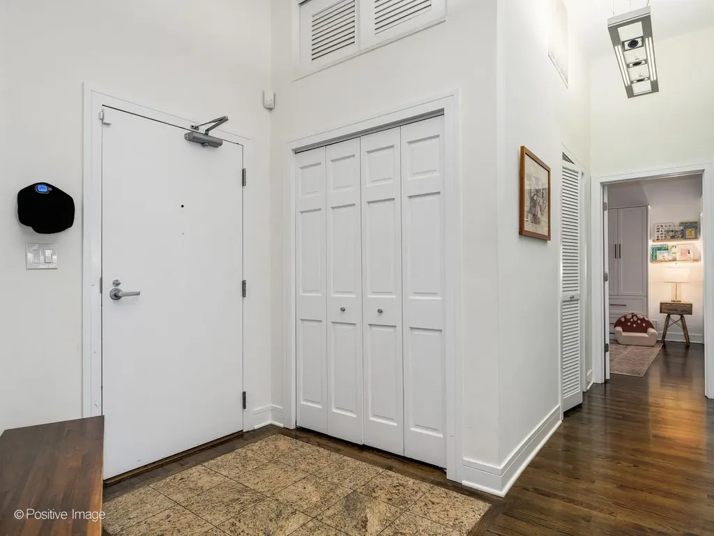1201 West Wrightwood Avenue Chicago IL 60614