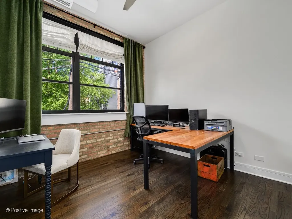 1201 West Wrightwood Avenue Chicago IL 60614