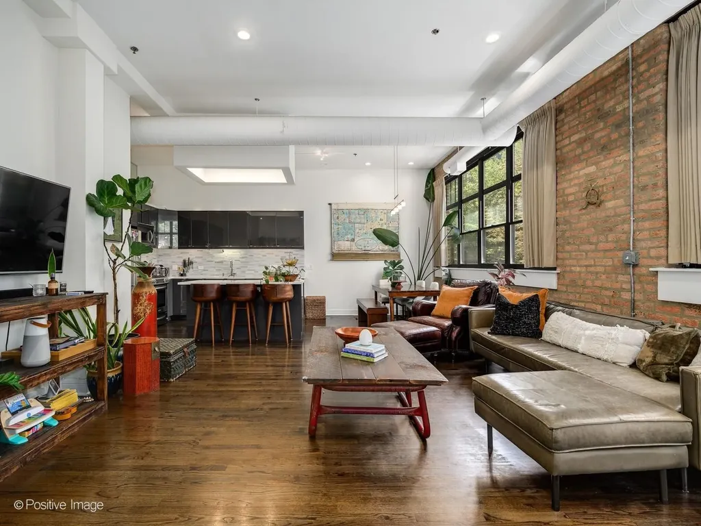 1201 West Wrightwood Avenue Chicago IL 60614