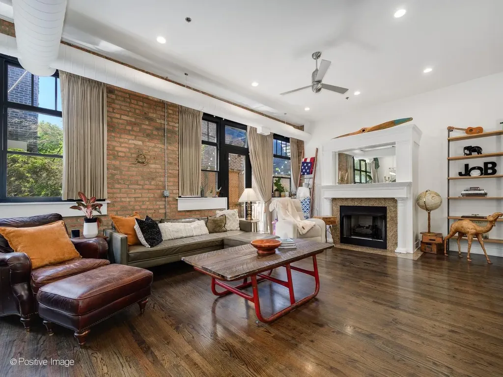 1201 West Wrightwood Avenue Chicago IL 60614