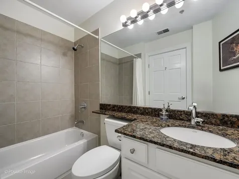 1201 West Wrightwood Avenue Chicago IL 60614