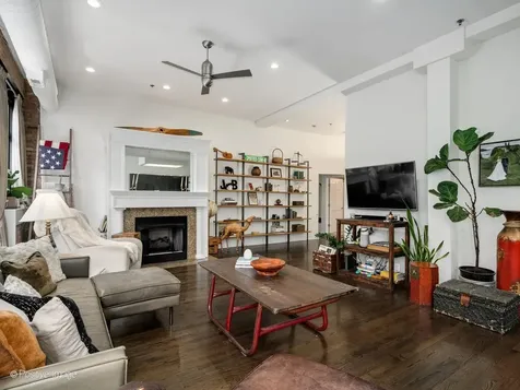1201 West Wrightwood Avenue Chicago IL 60614