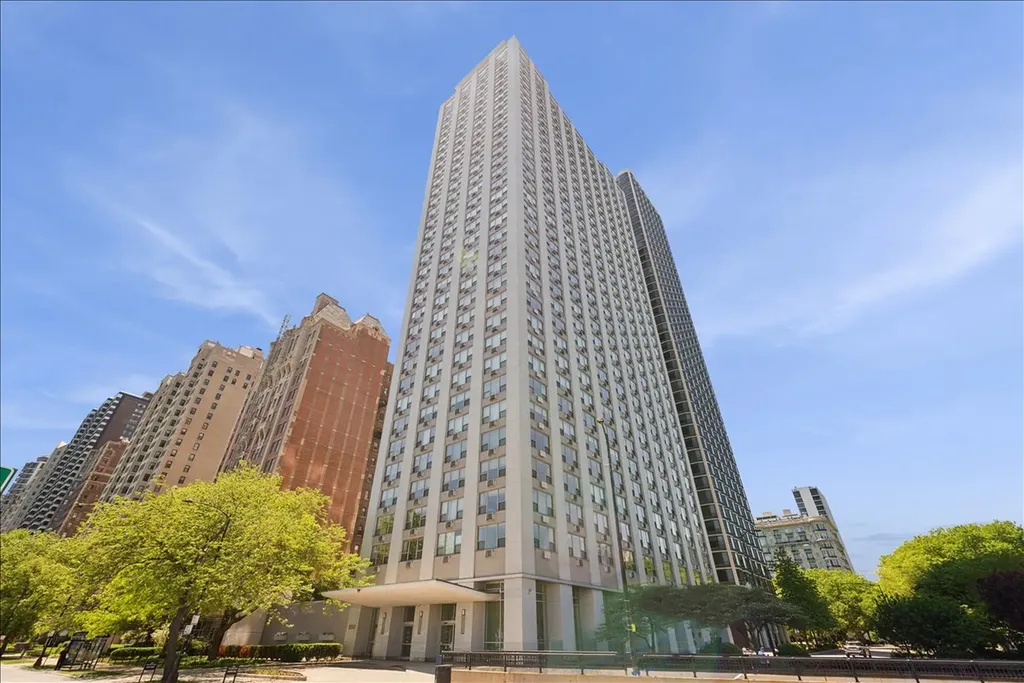1550 North Lake Shore Drive Chicago IL 60610