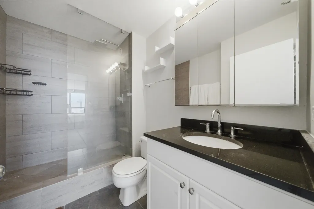 10 East Ontario Street Chicago IL 60611