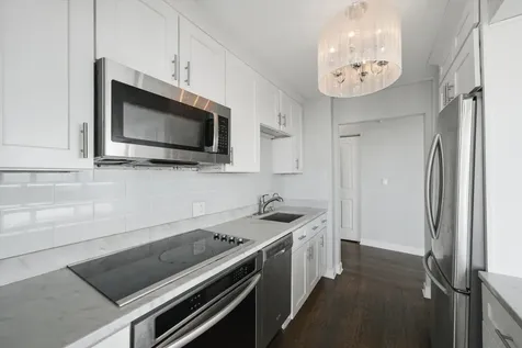 10 East Ontario Street Chicago IL 60611