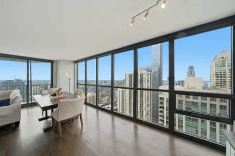 10 East Ontario Street Chicago IL 60611