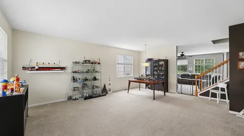 955 Valley Stream Drive Pingree Grove IL 60140