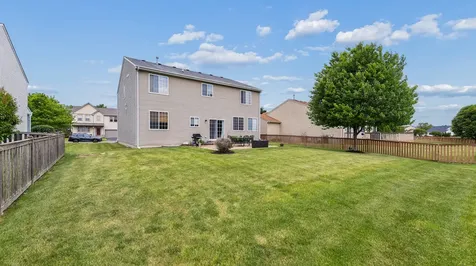955 Valley Stream Drive Pingree Grove IL 60140