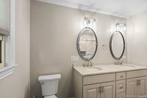10328 Long Avenue Oak Lawn IL 60453