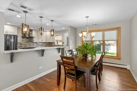 10328 Long Avenue Oak Lawn IL 60453