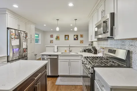 7330 170TH Place Tinley Park IL 60477