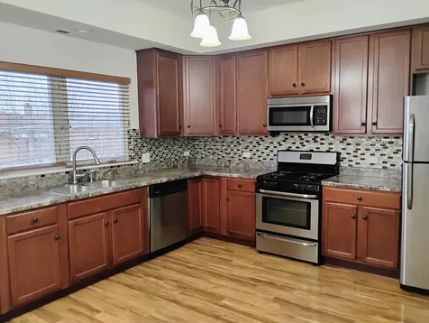 397 Alles Avenue Des Plaines IL 60016