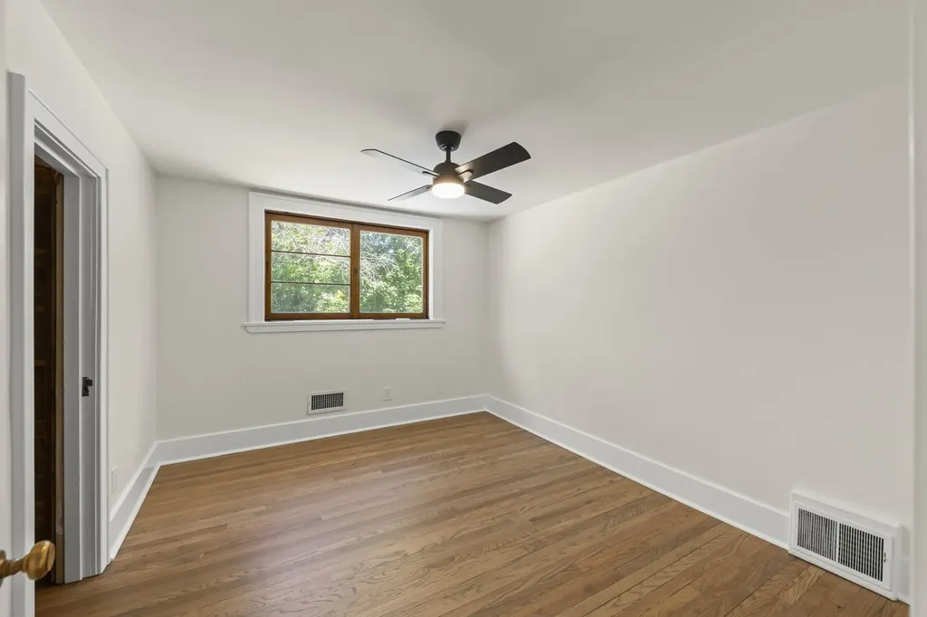 590 Prairie Avenue Glen Ellyn IL 60137