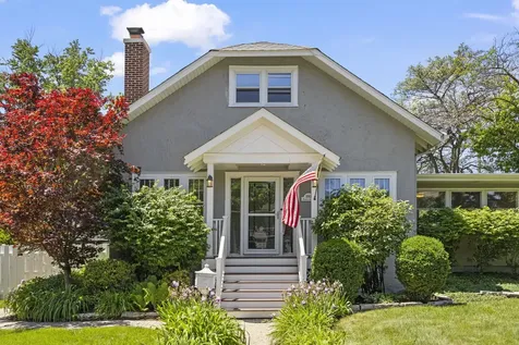 590 Prairie Avenue Glen Ellyn IL 60137