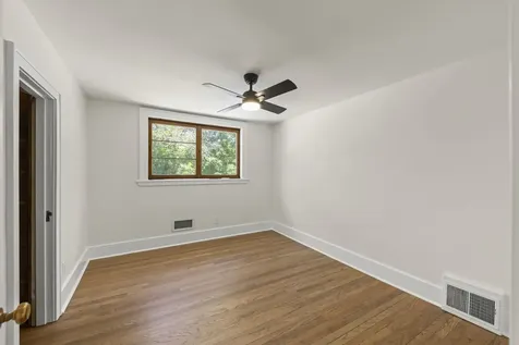 590 Prairie Avenue Glen Ellyn IL 60137