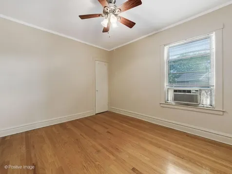 4734 North Karlov Avenue Chicago IL 60630