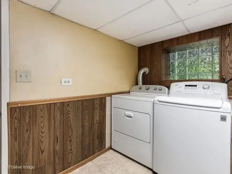 4734 North Karlov Avenue Chicago IL 60630