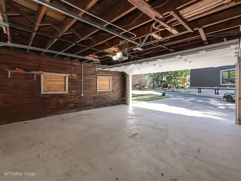 4734 North Karlov Avenue Chicago IL 60630