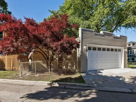 4734 North Karlov Avenue Chicago IL 60630