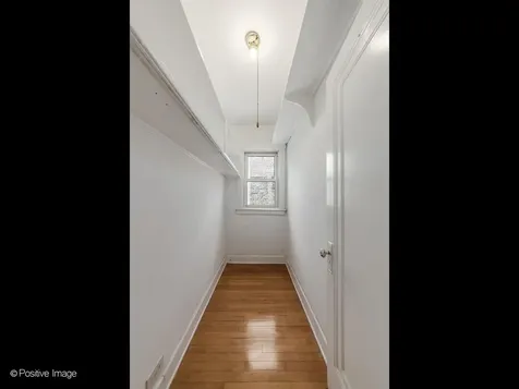 4734 North Karlov Avenue Chicago IL 60630