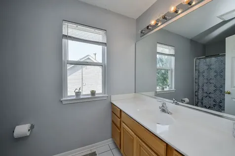 445 Kelly Avenue Yorkville IL 60560