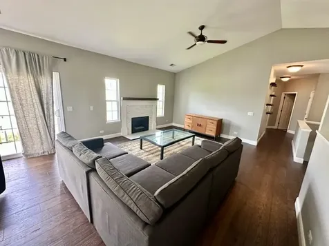 2643 Granite Court Crystal Lake IL 60012