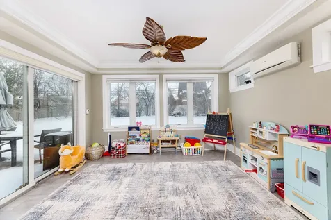 259 Cornell Avenue Des Plaines IL 60016
