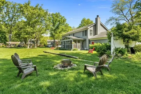 280 Hickory Court Lake Bluff IL 60044