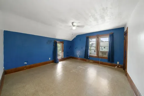 116 West Union Street Earlville IL 60518