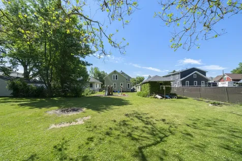 116 West Union Street Earlville IL 60518