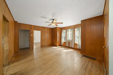 116 West Union Street Earlville IL 60518