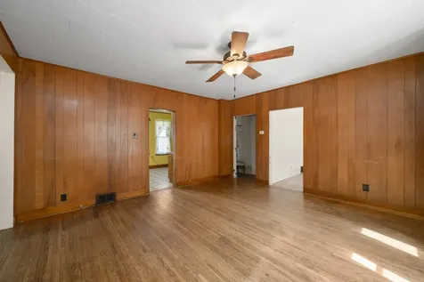 116 West Union Street Earlville IL 60518