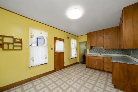 116 West Union Street Earlville IL 60518