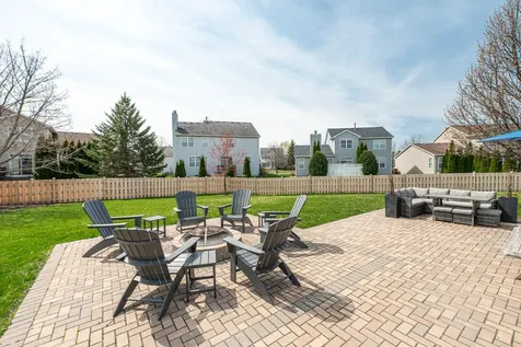 2868 Liberty Lakes Boulevard Wauconda IL 60084