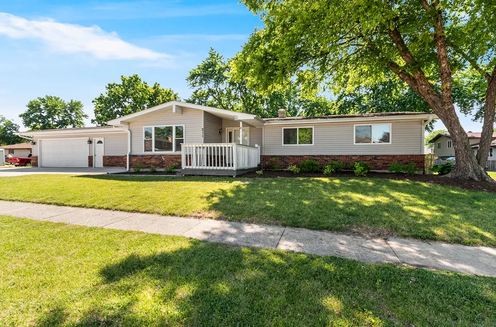 211 Indian Oaks Drive Minooka IL 60447