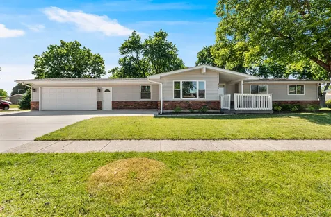 211 Indian Oaks Drive Minooka IL 60447